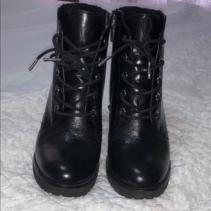 Michael Kors Kim Black Leather Sherpa